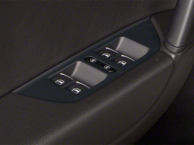 2012 Volkswagen Touareg Lux