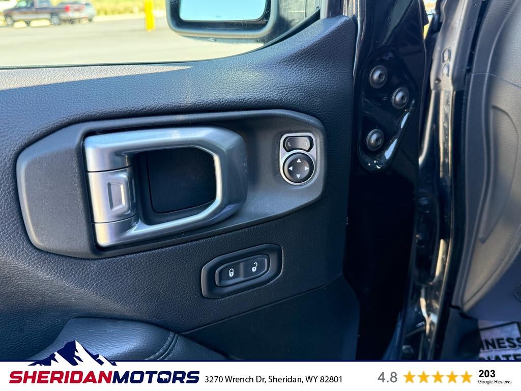 2020 Jeep Wrangler Unlimited Sahara Altitude