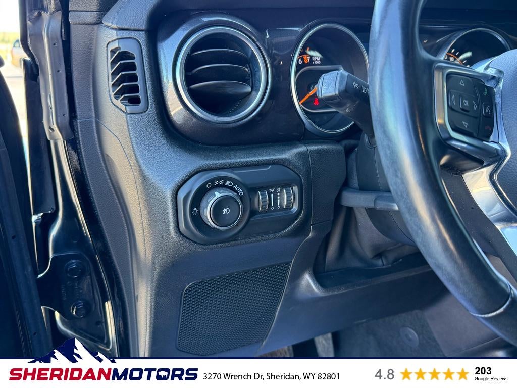 2020 Jeep Wrangler Unlimited Sahara Altitude
