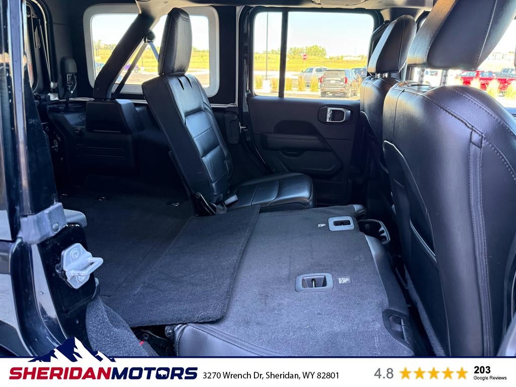 2020 Jeep Wrangler Unlimited Sahara Altitude
