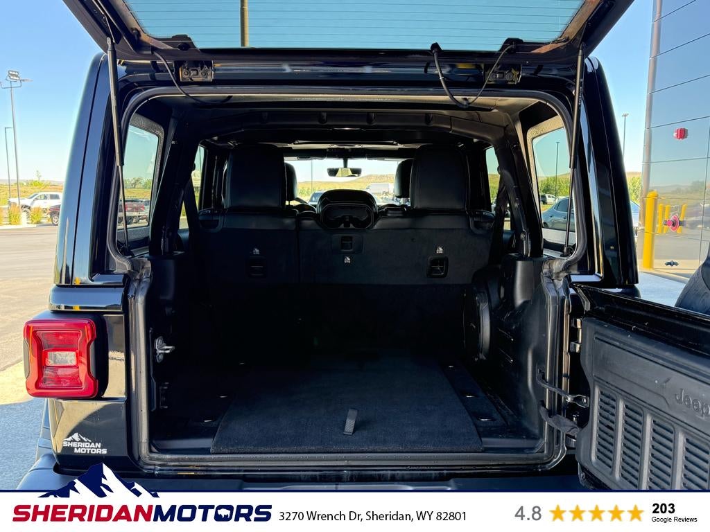 2020 Jeep Wrangler Unlimited Sahara Altitude