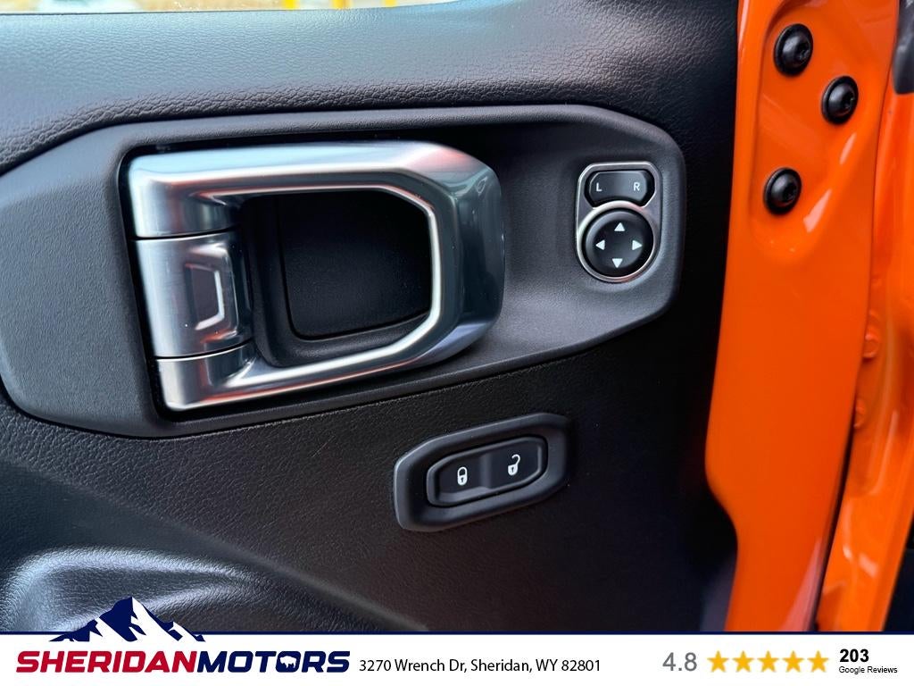 2025 Jeep Wrangler 4-Door Summit 4x4