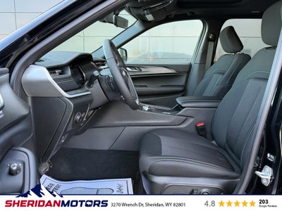 2025 Jeep Grand Cherokee GRAND CHEROKEE LAREDO X 4X4