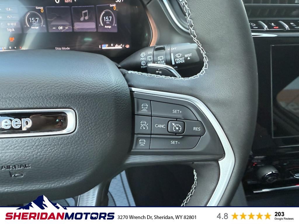 2025 Jeep Grand Cherokee GRAND CHEROKEE LAREDO X 4X4