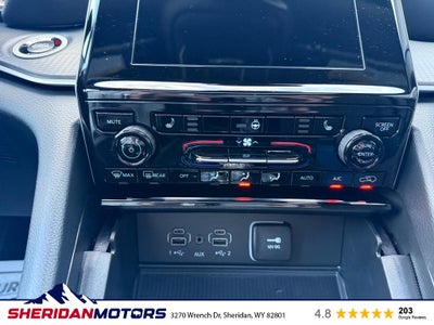 2025 Jeep Grand Cherokee GRAND CHEROKEE LAREDO X 4X4