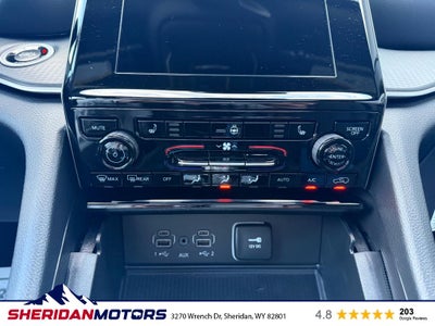 2025 Jeep Grand Cherokee GRAND CHEROKEE LAREDO X 4X4