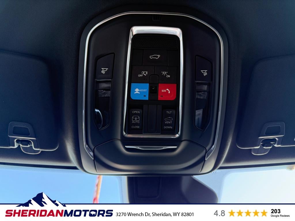 2025 Jeep Grand Cherokee GRAND CHEROKEE LAREDO X 4X4