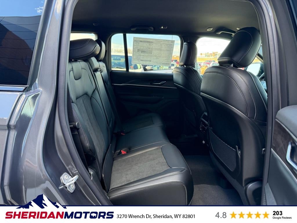 2026 Jeep Grand Cherokee GRAND CHEROKEE LAREDO ALTITUDE 4X4