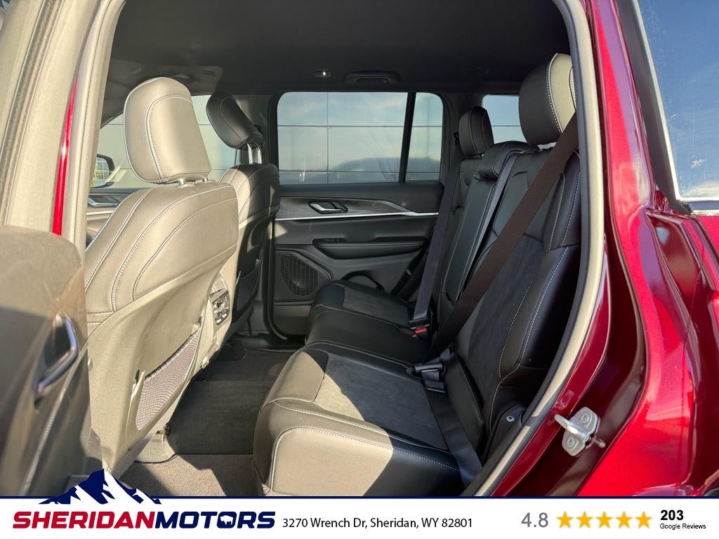 2026 Jeep Grand Cherokee GRAND CHEROKEE LAREDO ALTITUDE 4X4