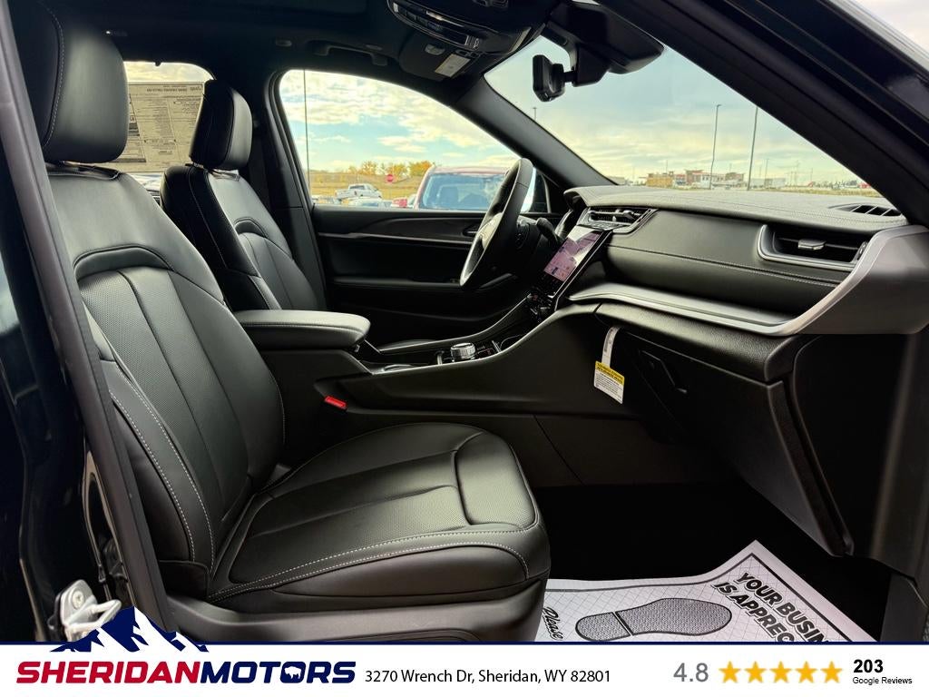 2025 Jeep Grand Cherokee GRAND CHEROKEE LIMITED 4X4