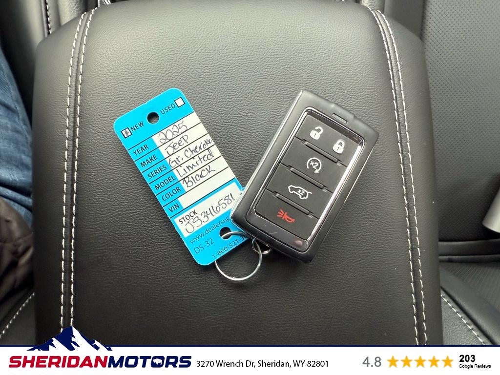 2025 Jeep Grand Cherokee GRAND CHEROKEE LIMITED 4X4