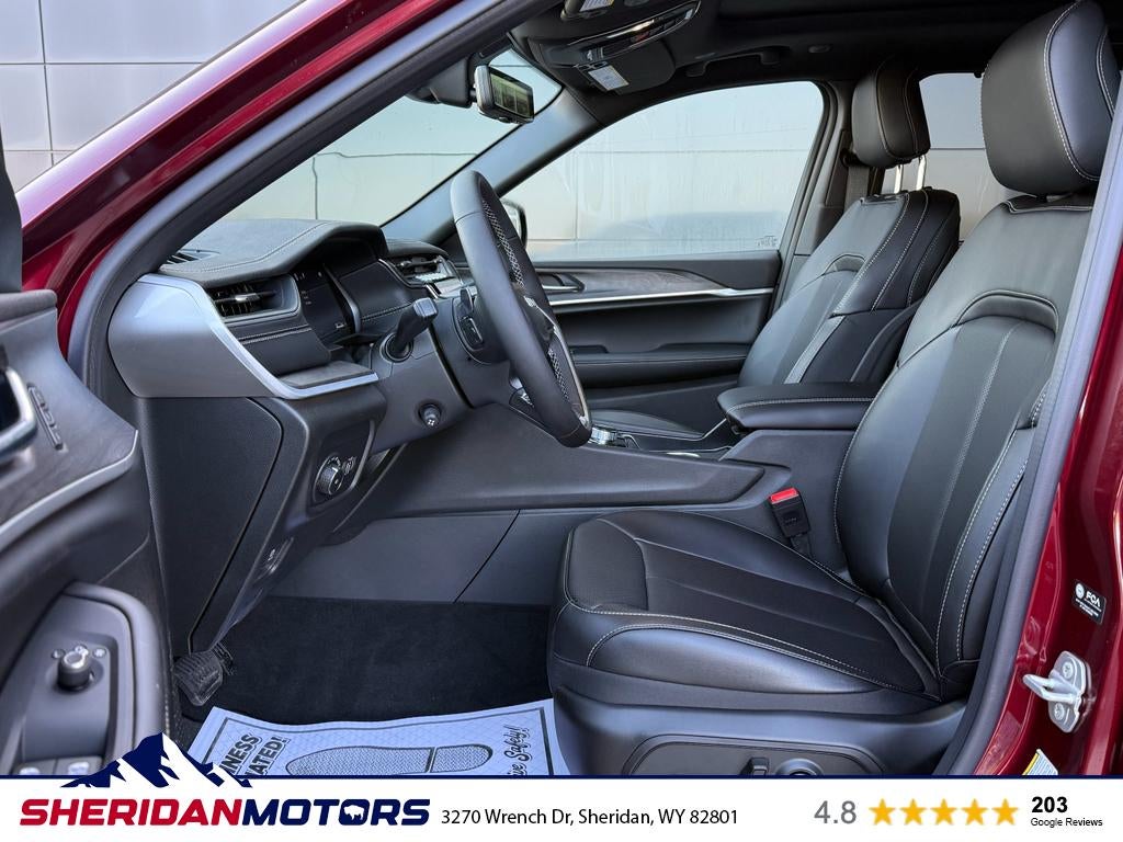 2025 Jeep Grand Cherokee GRAND CHEROKEE LIMITED 4X4