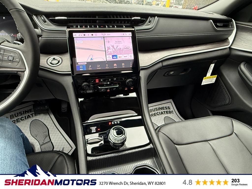 2025 Jeep Grand Cherokee GRAND CHEROKEE LIMITED 4X4