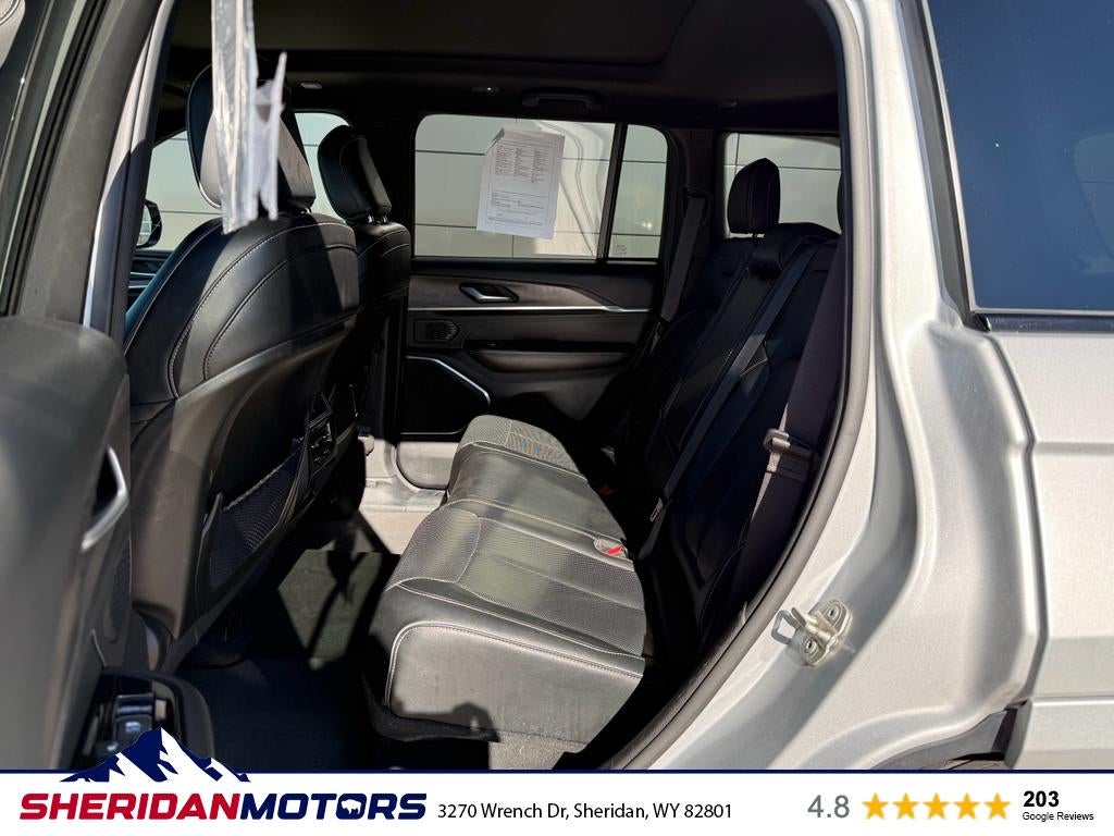 2023 Jeep Grand Cherokee Overland 4x4