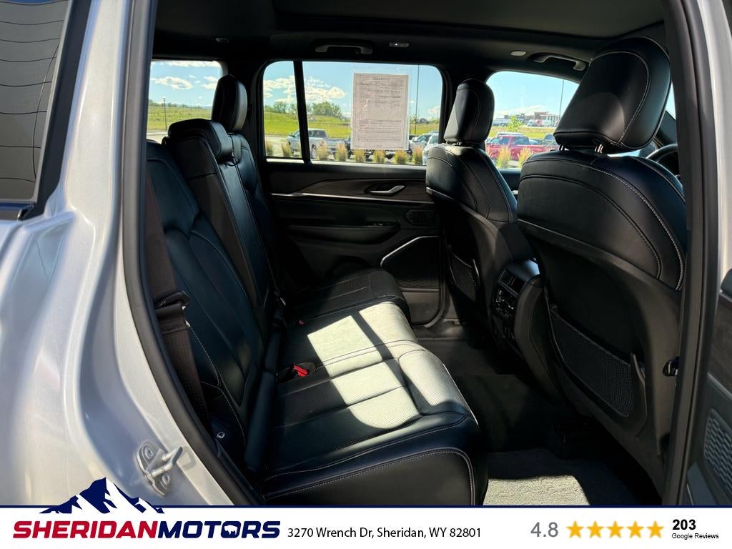 2023 Jeep Grand Cherokee Overland 4x4
