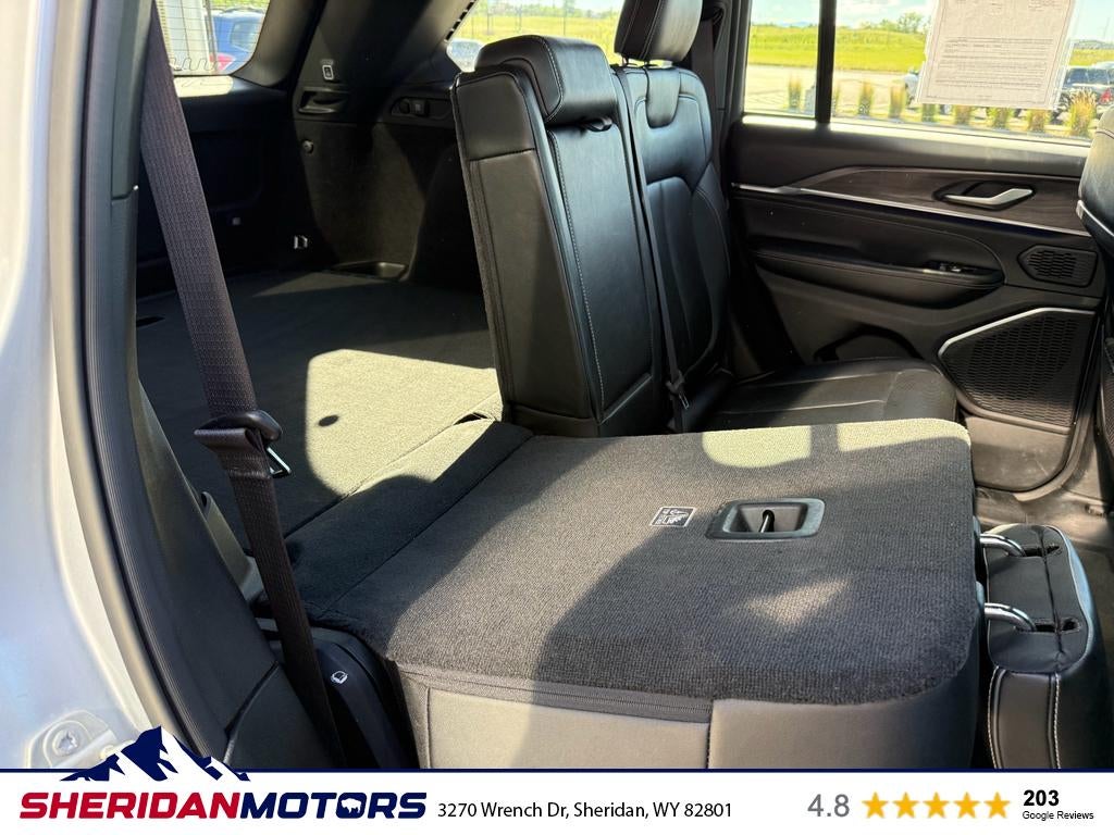 2023 Jeep Grand Cherokee Overland 4x4
