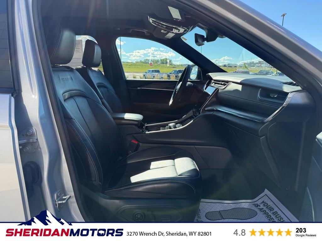 2023 Jeep Grand Cherokee Overland 4x4