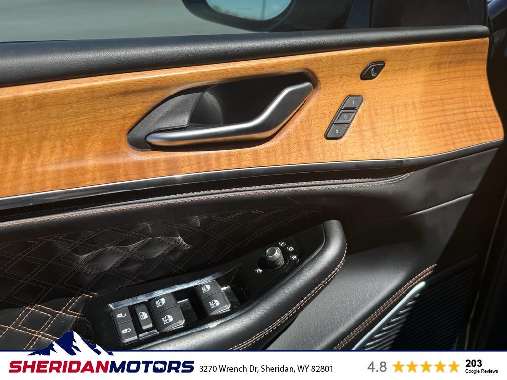 2023 Jeep Grand Cherokee Summit Reserve