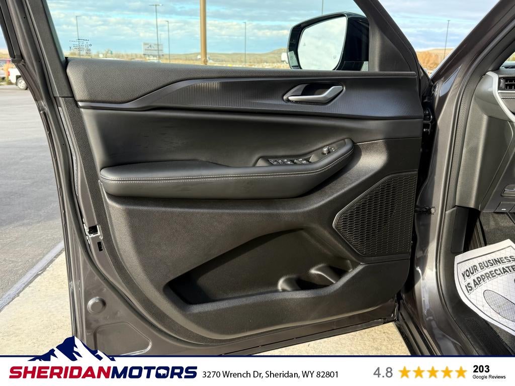 2025 Jeep Grand Cherokee GRAND CHEROKEE L ALTITUDE X 4X4