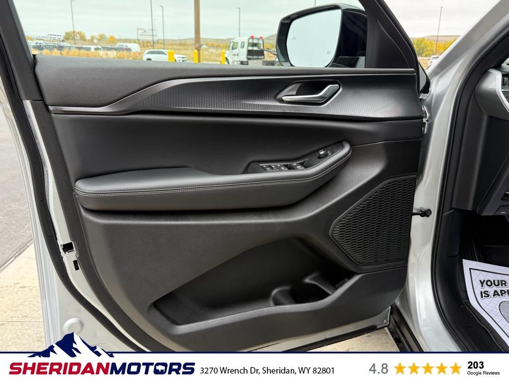 2025 Jeep Grand Cherokee GRAND CHEROKEE L ALTITUDE X 4X4