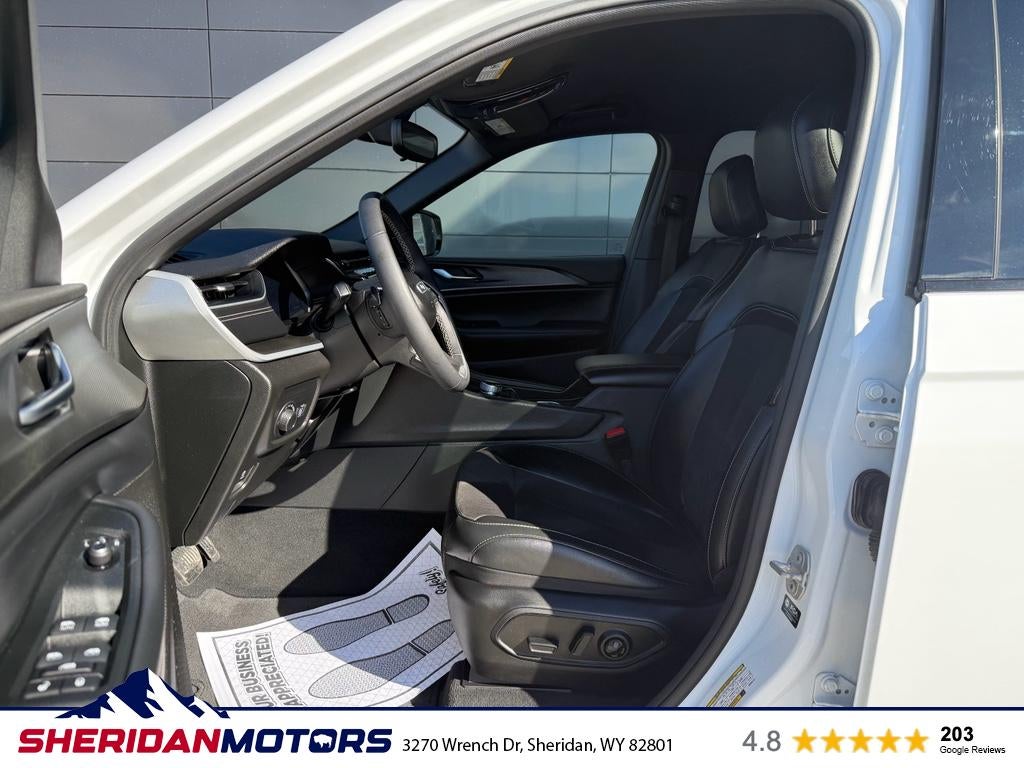 2024 Jeep Grand Cherokee L Altitude 4x4