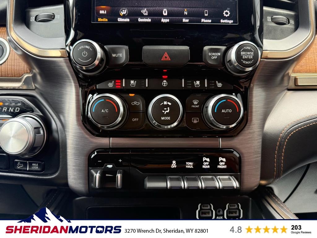 2020 RAM 1500 Laramie Longhorn Crew Cab 4x4 5'7' Box