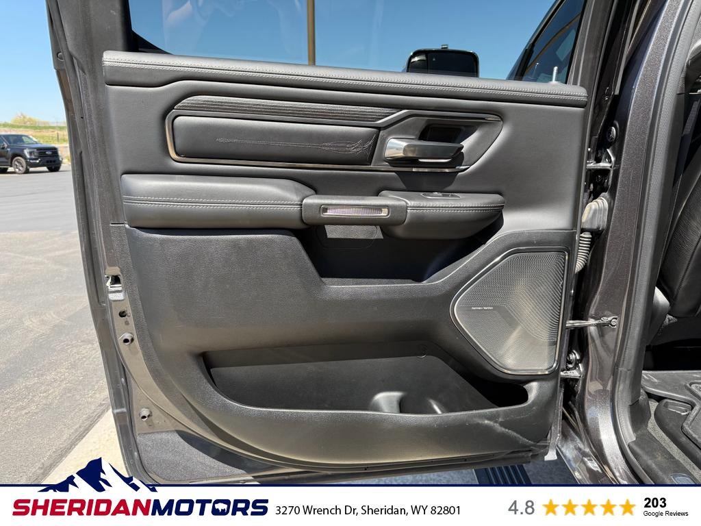 2020 RAM 1500 Limited Crew Cab 4x4 6'4' Box