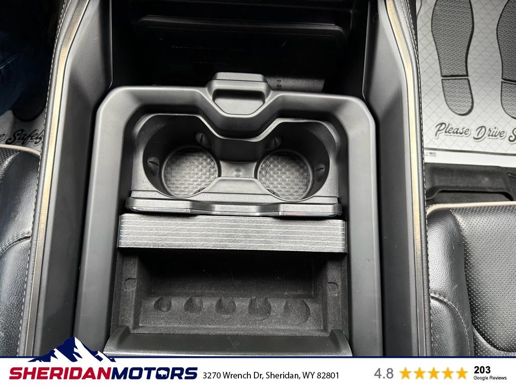 2019 RAM 1500 Limited Crew Cab 4x4 6'4' Box