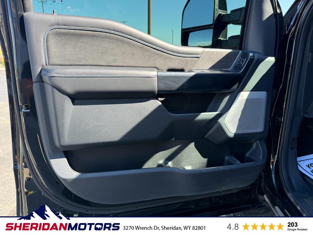 2025 Ford F-250 Platinum