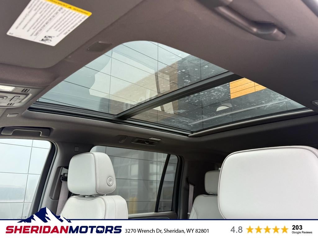 2023 GMC Yukon XL 4WD SLT