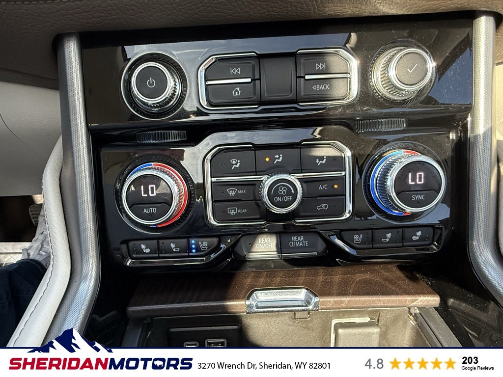 2022 GMC Yukon XL 4WD Denali
