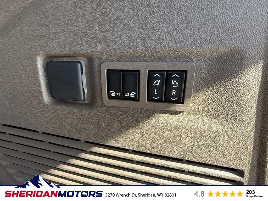 2022 GMC Yukon XL 4WD Denali