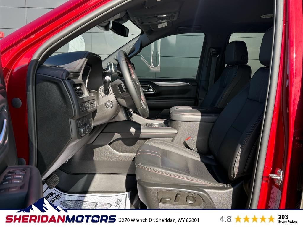2023 Chevrolet Suburban 4WD RST