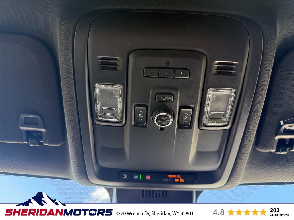 2023 Chevrolet Suburban 4WD RST