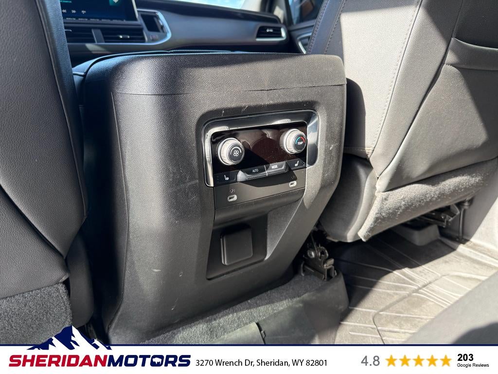 2023 Chevrolet Suburban 4WD RST