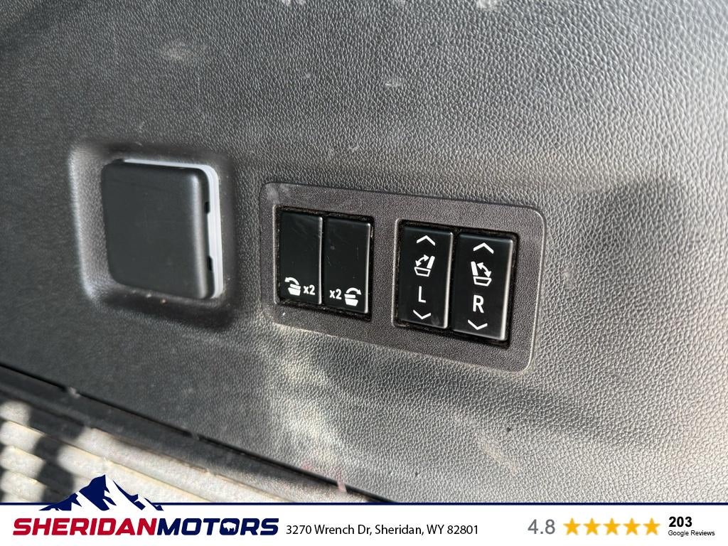 2023 Chevrolet Suburban 4WD RST
