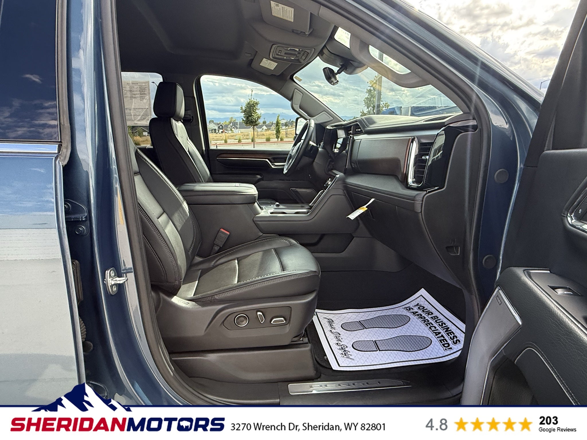 2024 GMC Sierra 2500HD 4WD Crew Cab Long Bed Denali