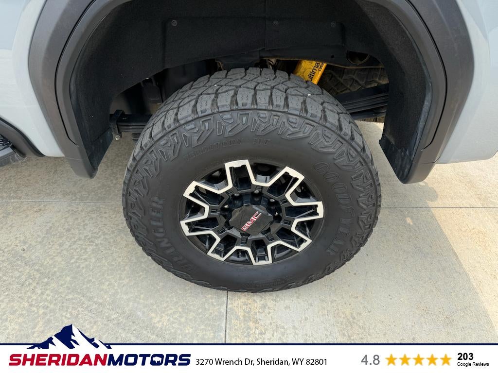 2024 GMC Sierra 2500HD 4WD Crew Cab Standard Bed AT4X