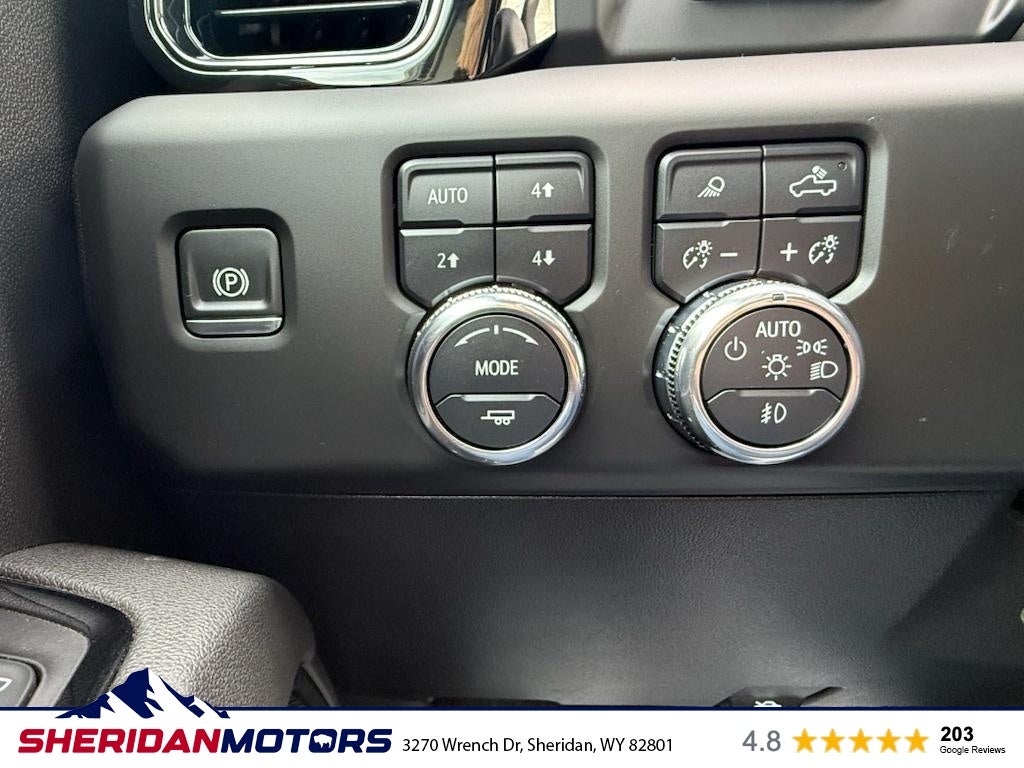 2025 GMC Sierra 3500HD Crew Cab, Long Bed, AT4 DRW, 4WD