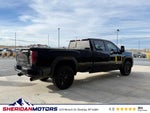 2025 GMC Sierra 3500HD 4WD Crew Cab Long Bed AT4