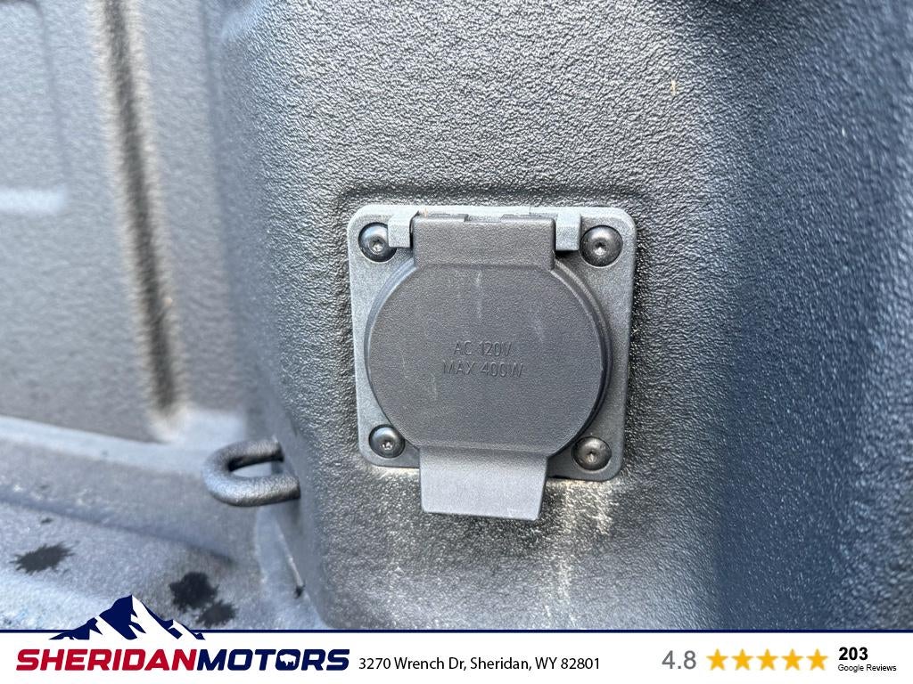 2025 GMC Sierra 3500HD 4WD Crew Cab Standard Bed Denali