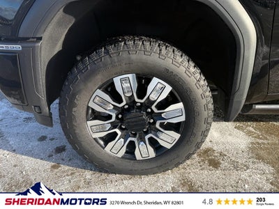 2025 GMC Sierra 3500HD 4WD Crew Cab Standard Bed Denali