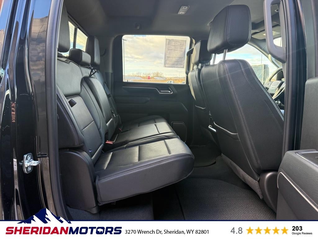 2025 GMC Sierra 3500HD 4WD Crew Cab Standard Bed Denali