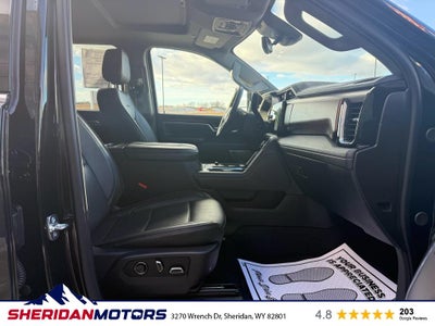 2025 GMC Sierra 3500HD 4WD Crew Cab Standard Bed Denali