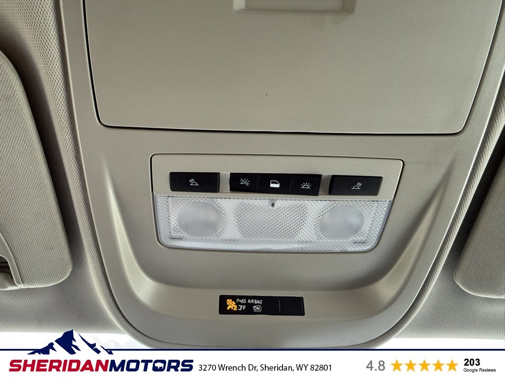 2022 GMC Canyon 4WD AT4 w/Leather