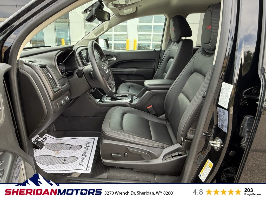 2022 GMC Canyon 4WD AT4 w/Leather