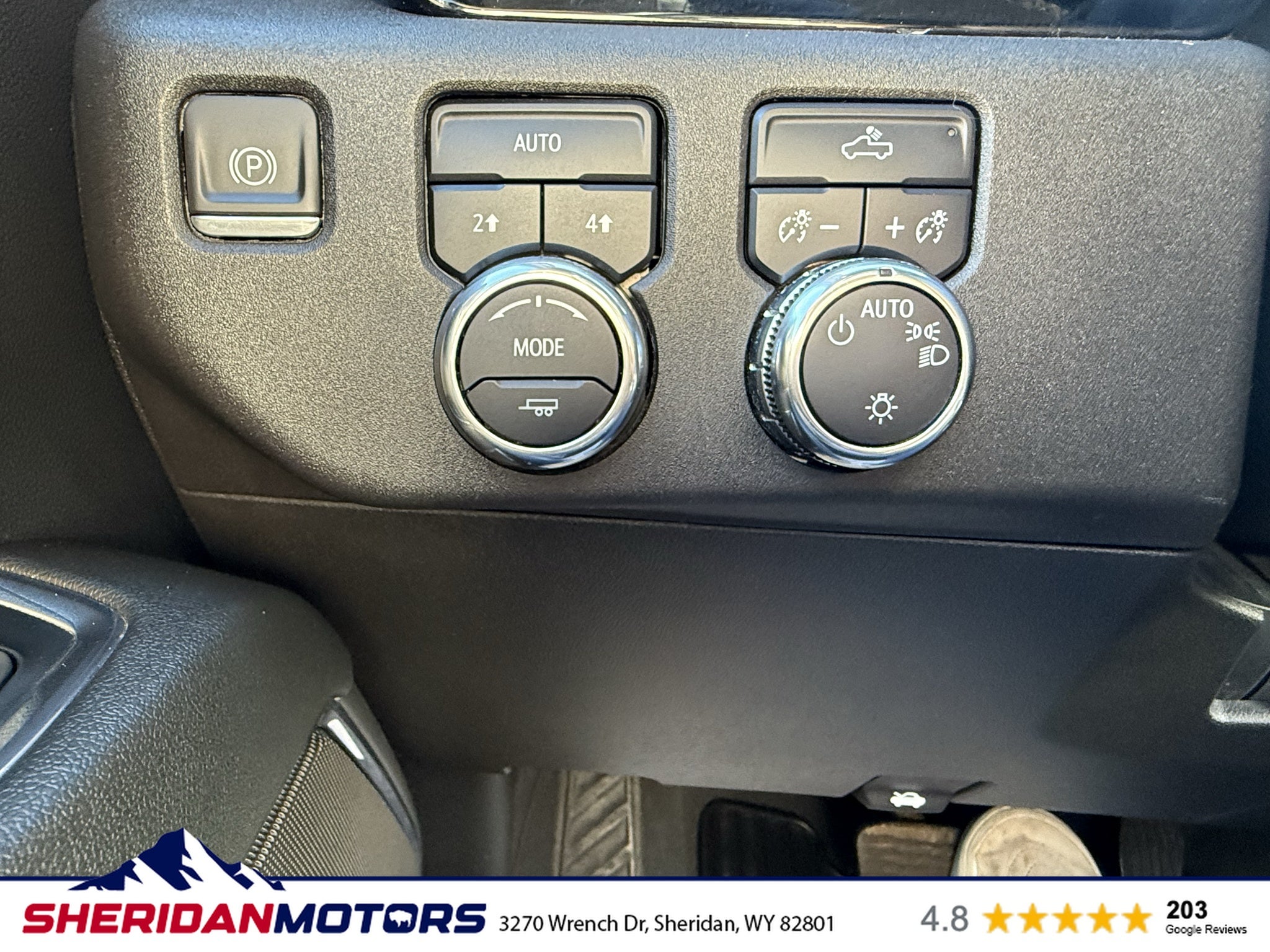 2023 GMC Sierra 1500 4WD Crew Cab Short Box SLE