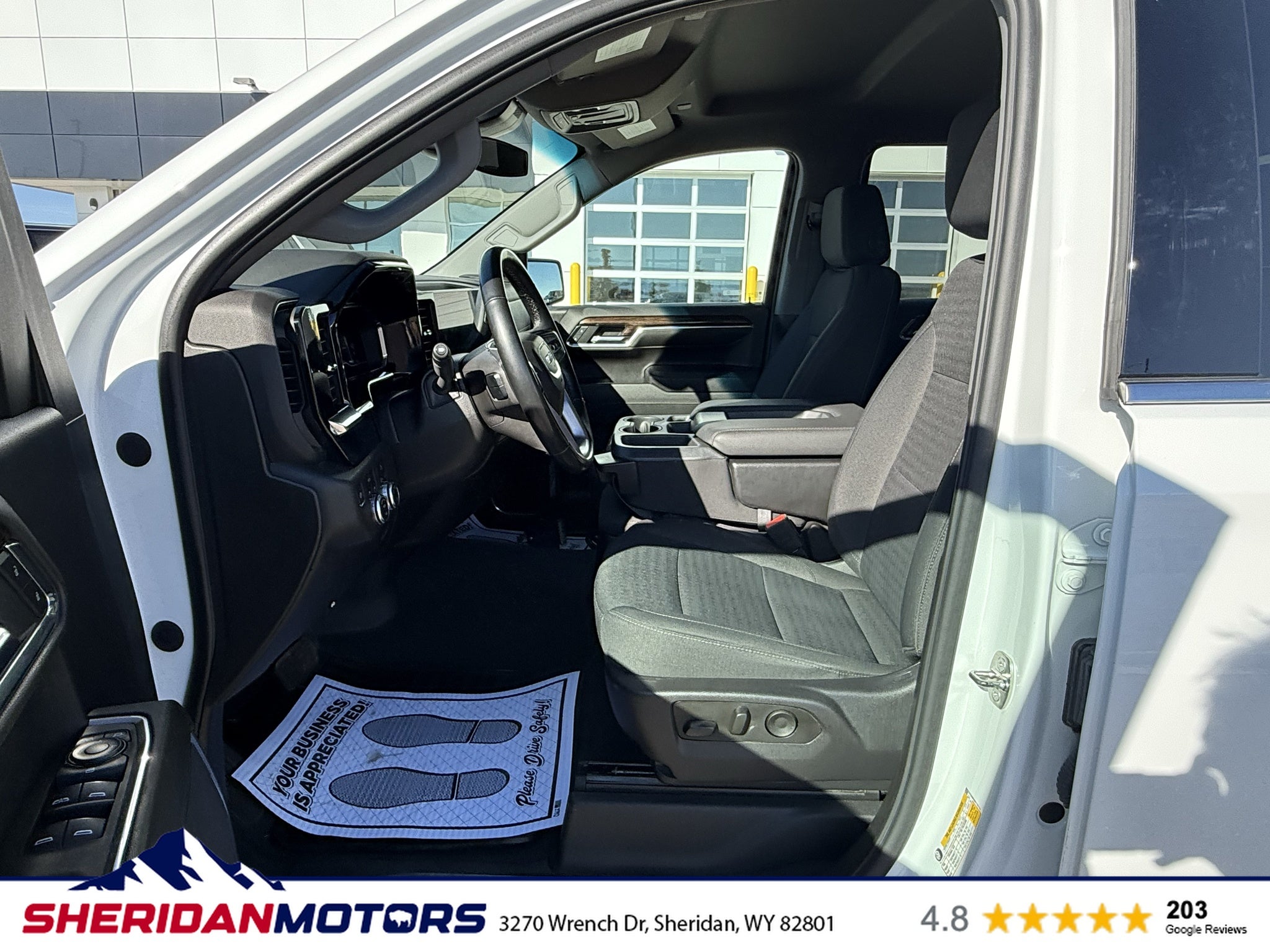 2023 GMC Sierra 1500 4WD Crew Cab Short Box SLE