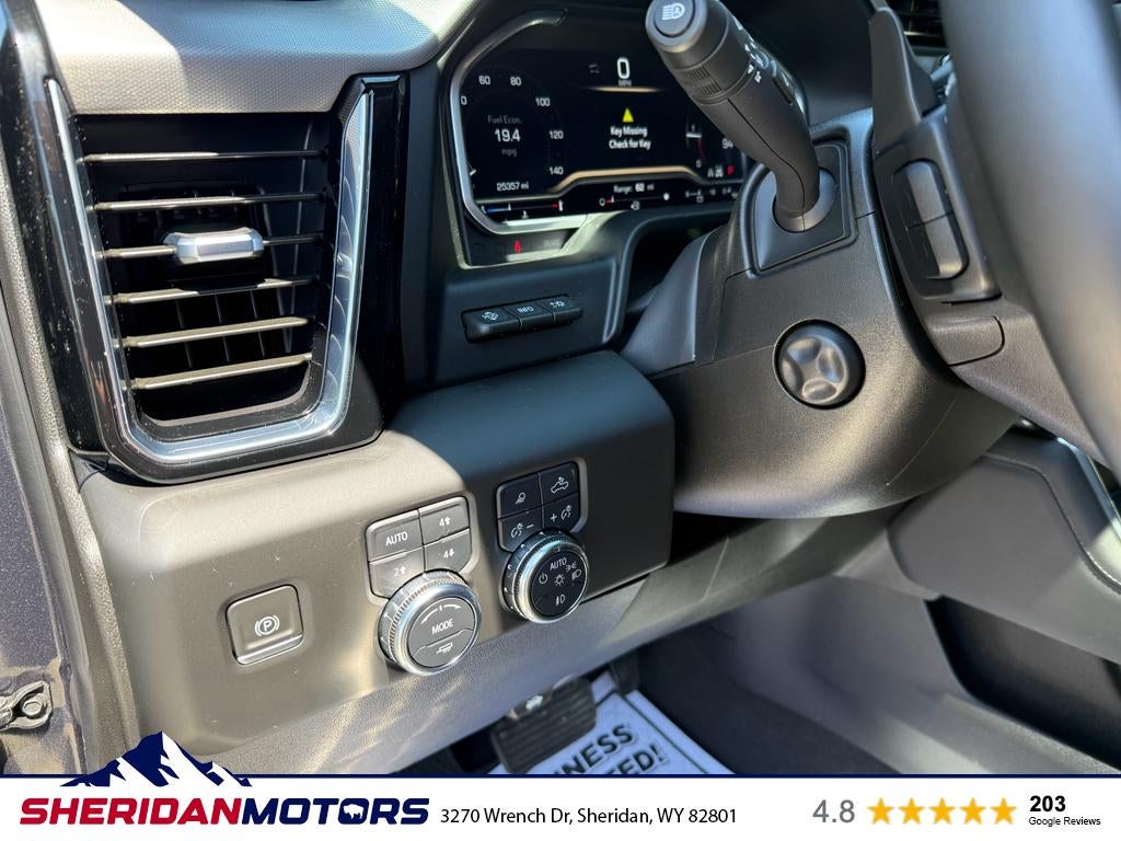 2024 GMC Sierra 1500 4WD Crew Cab Short Box Denali