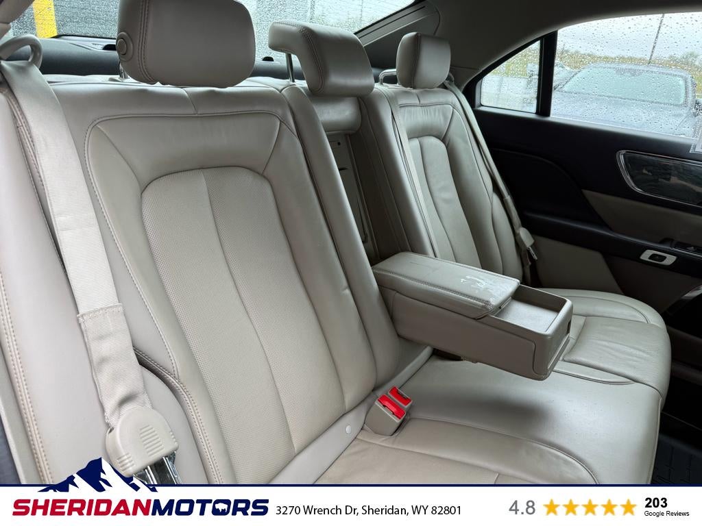 2017 Lincoln Continental Reserve